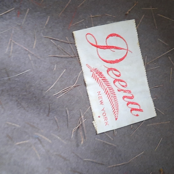 Vintage feathered hat - Picture 4 of 7